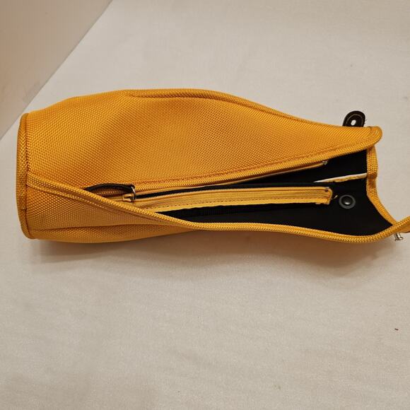 Veuve Clicquot Insulated Champagne Neoprene Jackets 750ml Orange Set of 2 - Picture 8 of 11